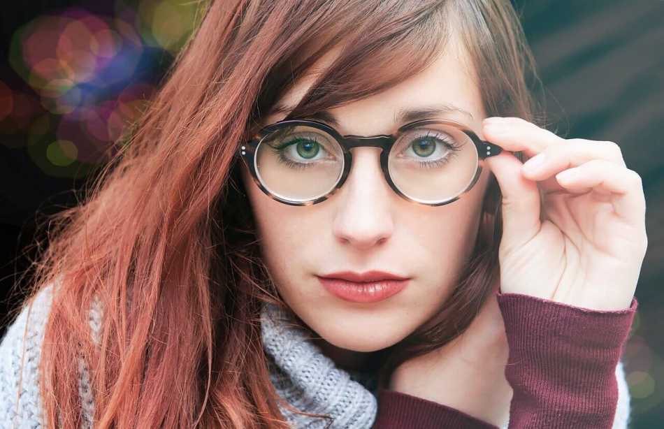 Why Do My Glasses Make My Eyes Look Smaller? 3 Tips